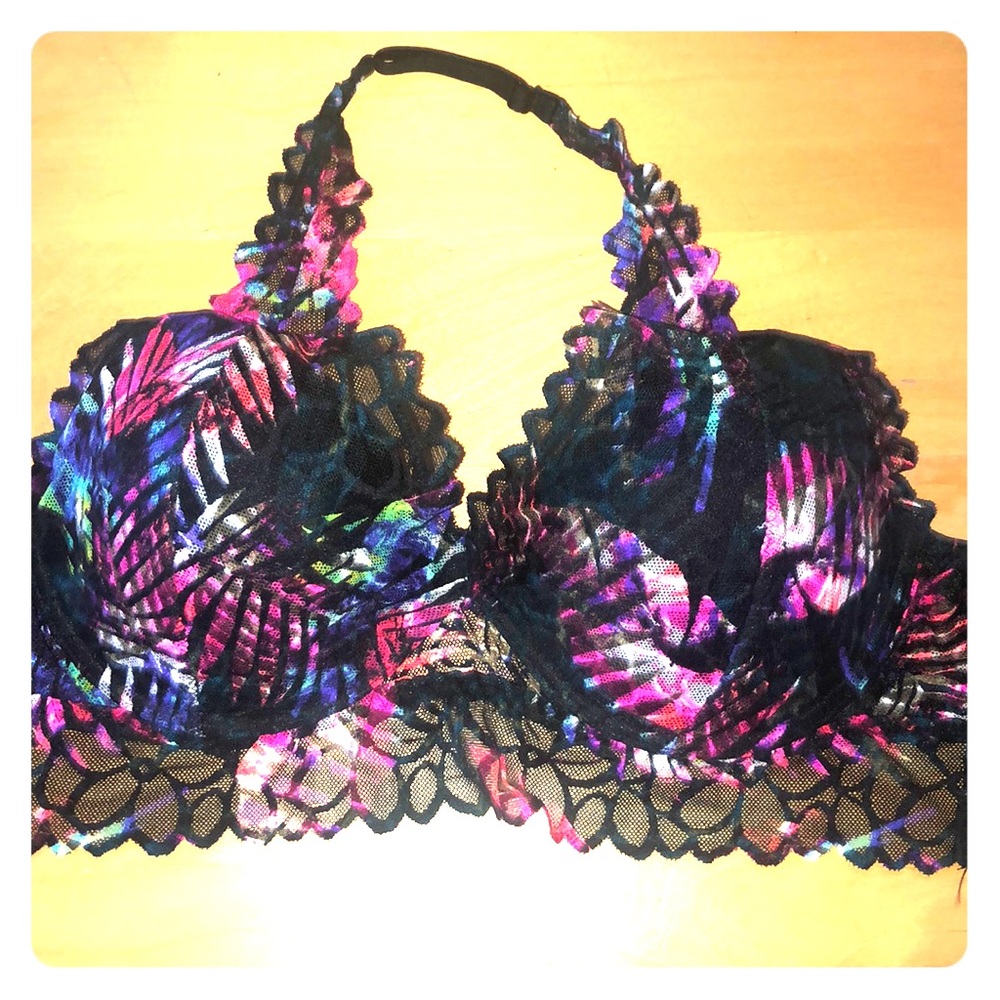 VS Pink Halter Push Up lace bralette